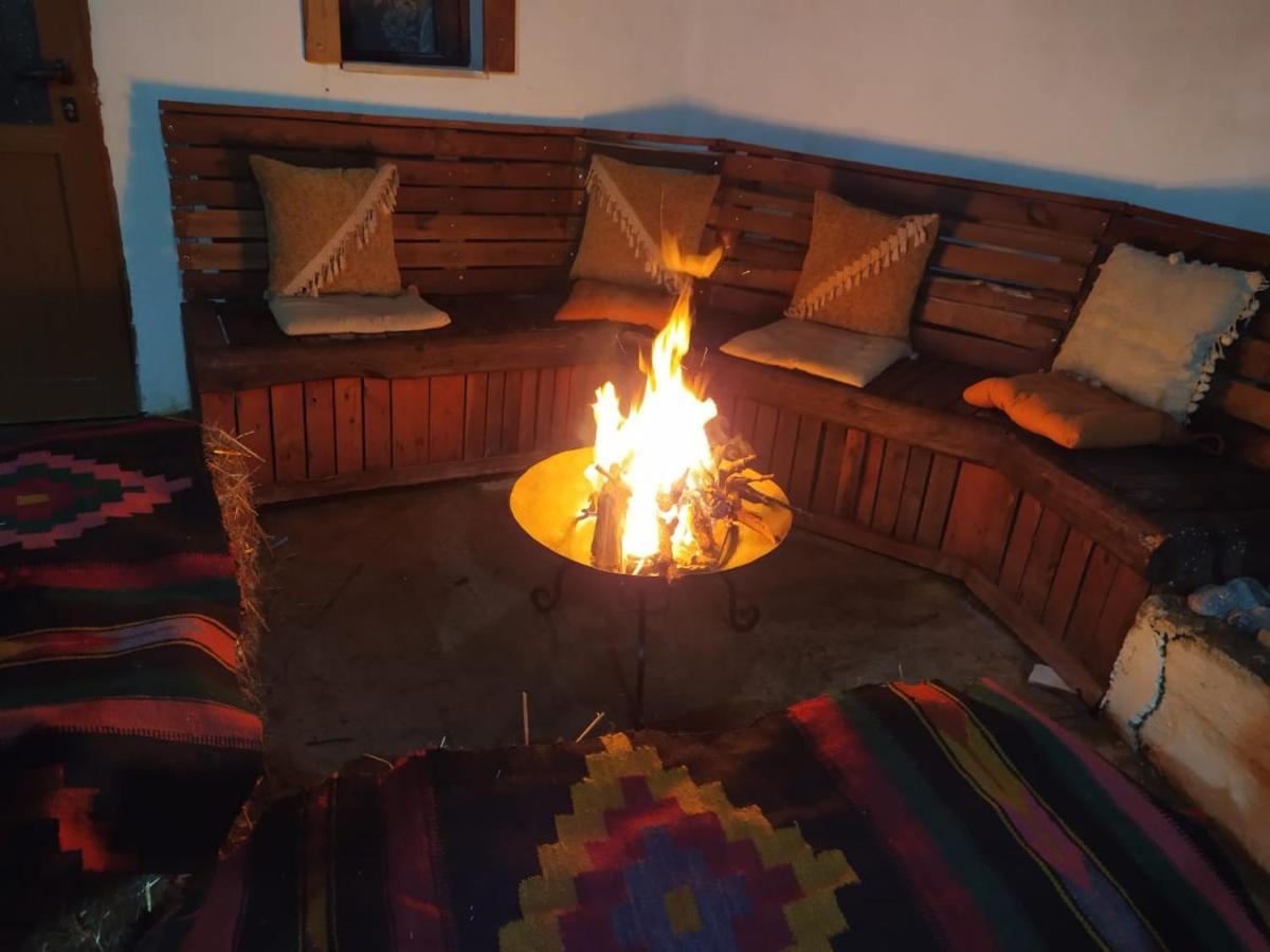 Gjirokastër Guesthouse Mele المظهر الخارجي الصورة