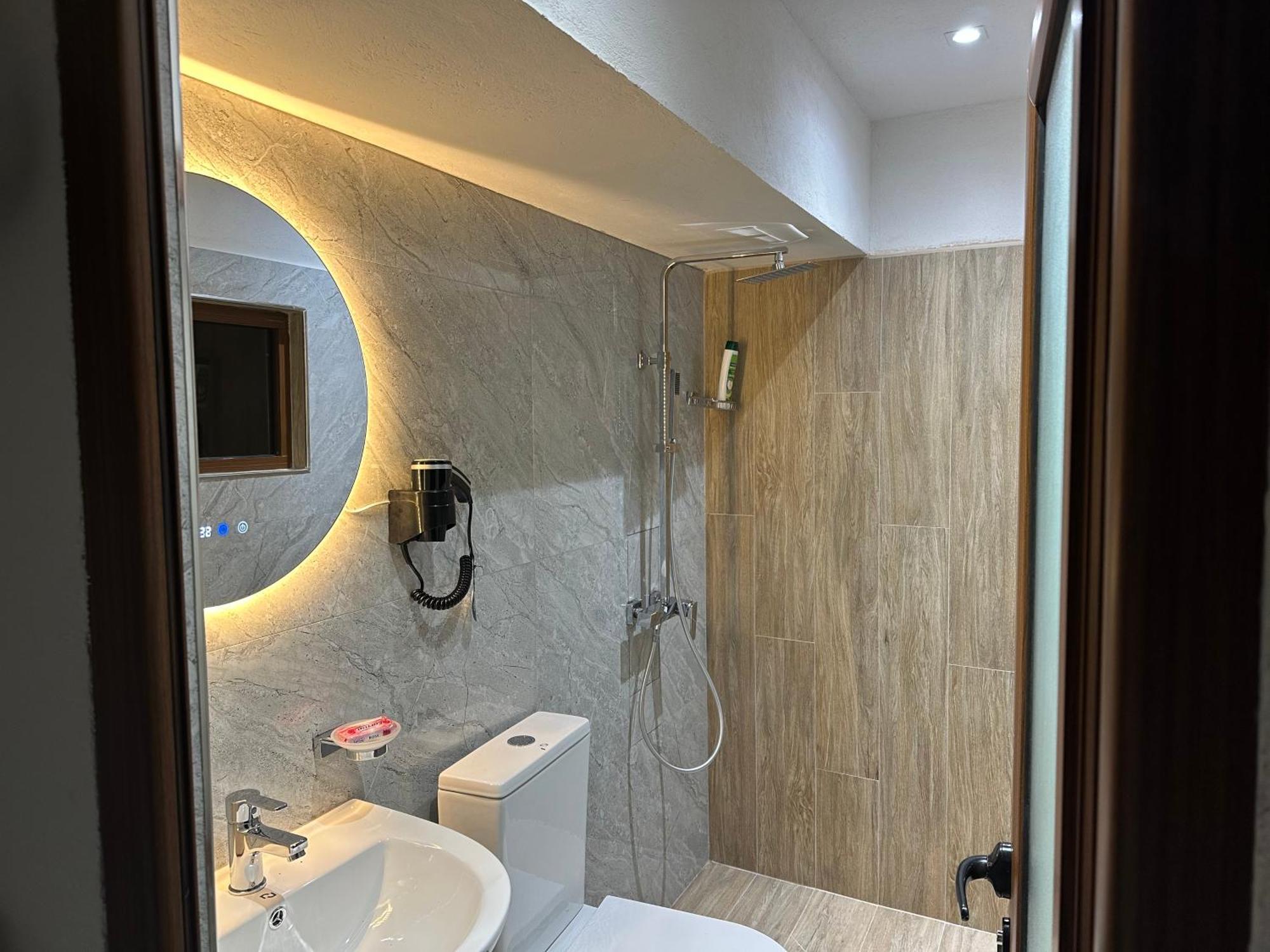 Gjirokastër Guesthouse Mele المظهر الخارجي الصورة