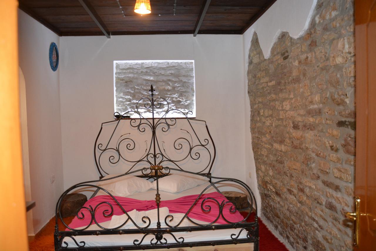 Gjirokastër Guesthouse Mele المظهر الخارجي الصورة