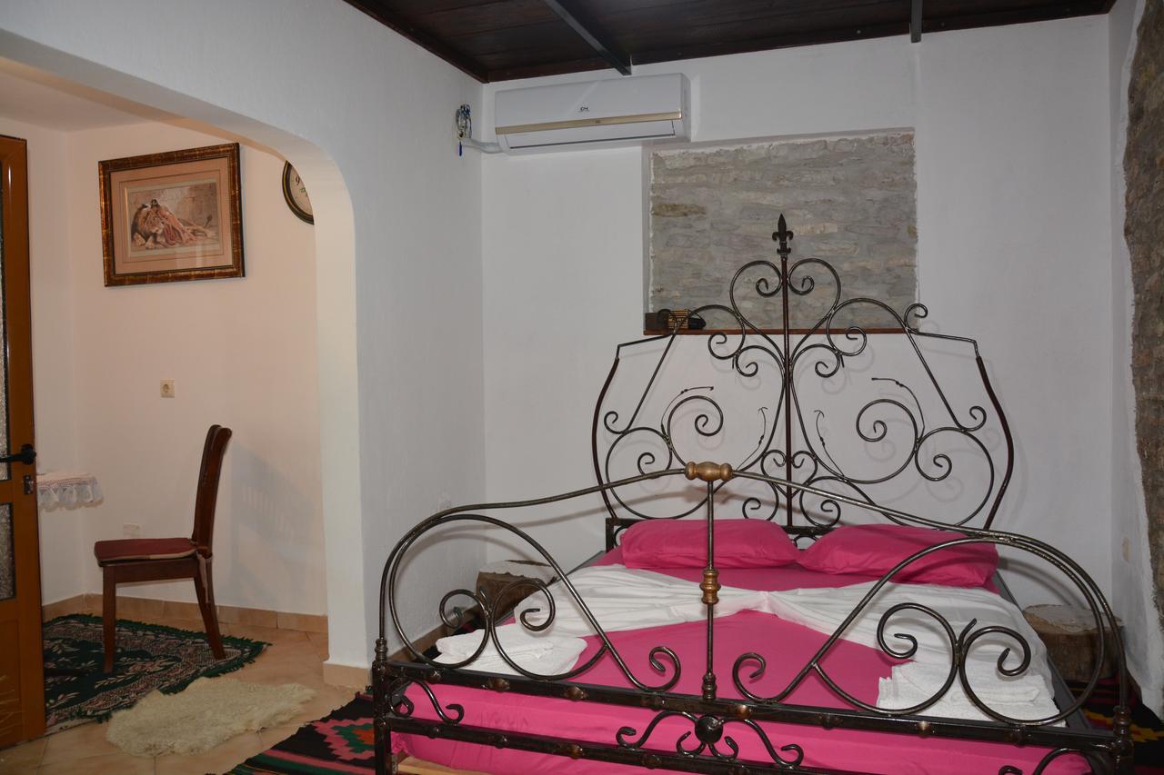 Gjirokastër Guesthouse Mele المظهر الخارجي الصورة
